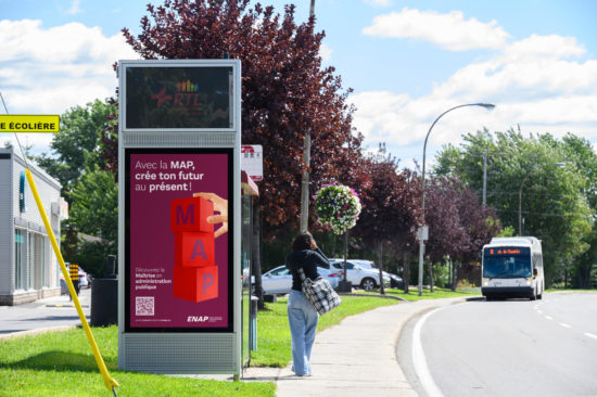 ENAP - Affiche publicitaire abribus