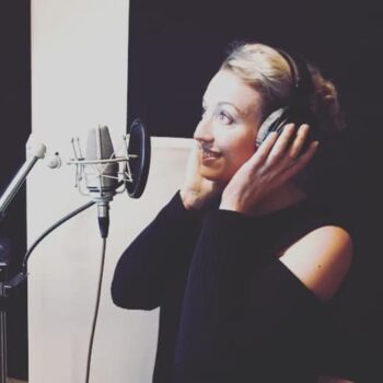 Valentine en studio de narration